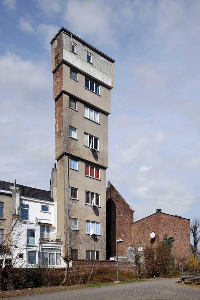 Arquitetura surrealista 21 683x1024 Incríveis exemplos de arquitetura surrealista