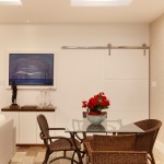 Sala de jogos e TV convivendo bem no mesmo espaço. apart Thoni Litsz ipanema 00 150x150 Sala de jogos e TV convivendo bem no mesmo espaço.