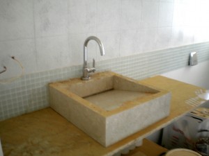 lavabo antes 300x225 Modernização do Lavabo em 12 dias!
