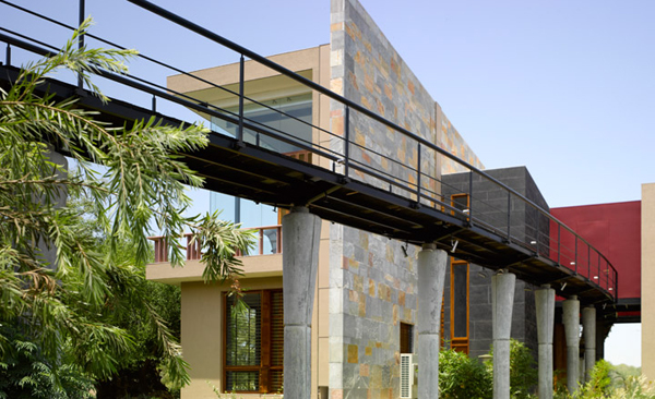 Bridge-House-05-1-Kind-Design