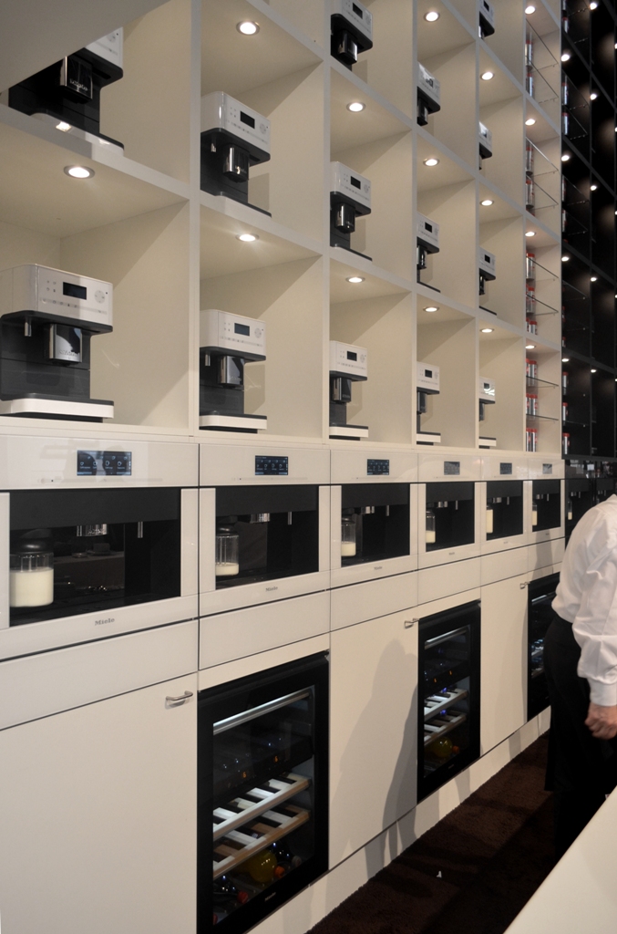 Lançamento da Miele eletro domésticos na cor pérola