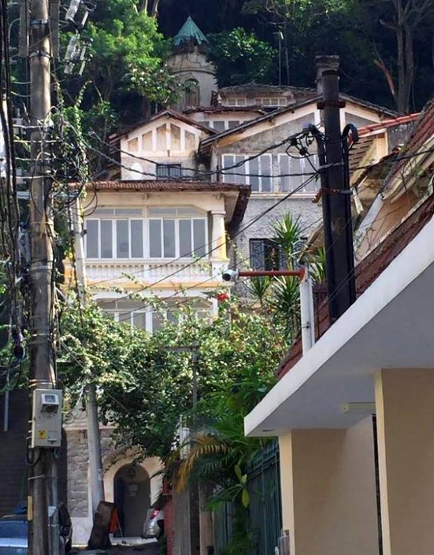 13384823_10154268631119329_1470794770_n