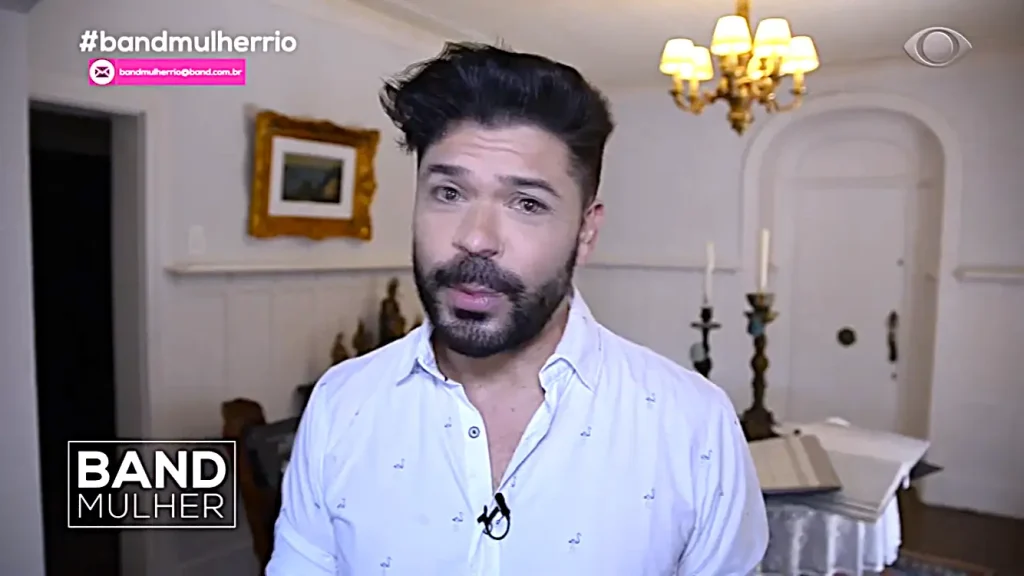 Thoni Litsz no programa da Gardênia Cavalcanti no Band Mulher dando dicas de qual cortina usar