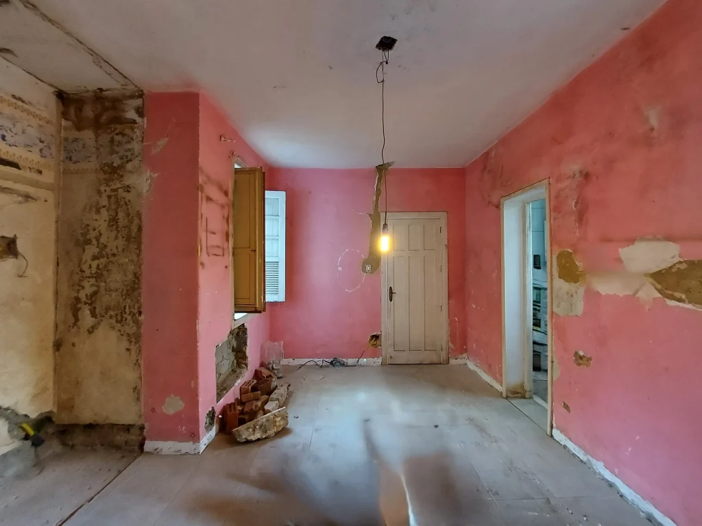 Assim era este ambiente antes da intervenção do arquiteto