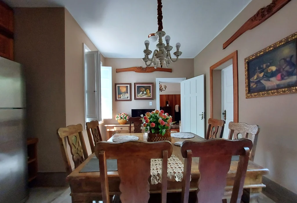 Cozinha do quarto andar do Solar de Laranjeiras retrofit do arquiteto Thoni Litsz