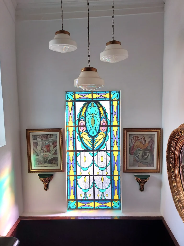 Hall íntimo do Solar de Laranjeiras assinado pelo arquiteto Thoni Litsz