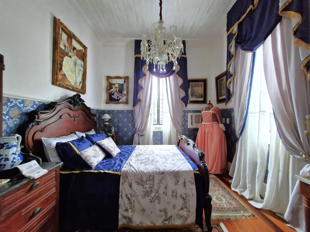 Quarto que Evita Perón ficou hospedada no Solar de Laranjeiras reformado por Thoni Litsz