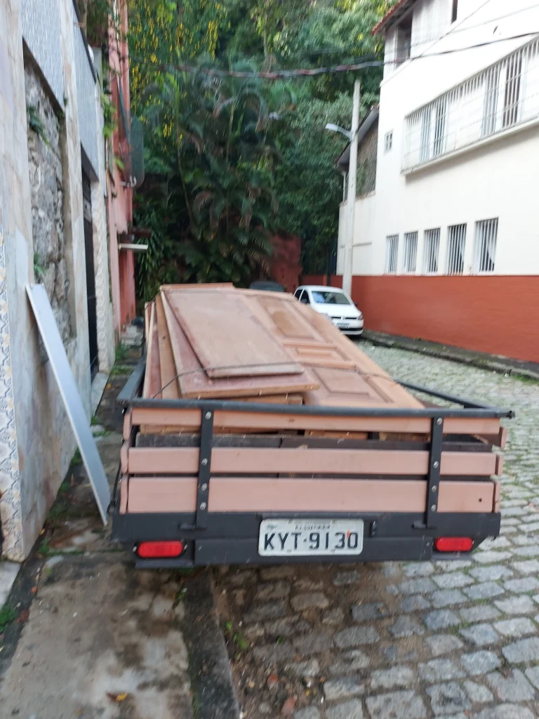 madeiras que foram reaproveitadas na cozinha